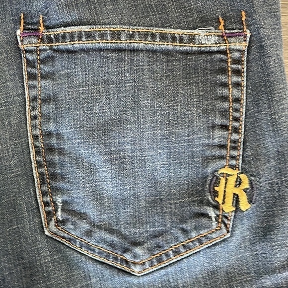 Sz26 Rich & Skinny Straight Leg distressed Dark blue wash EUC - Picture 8 of 10